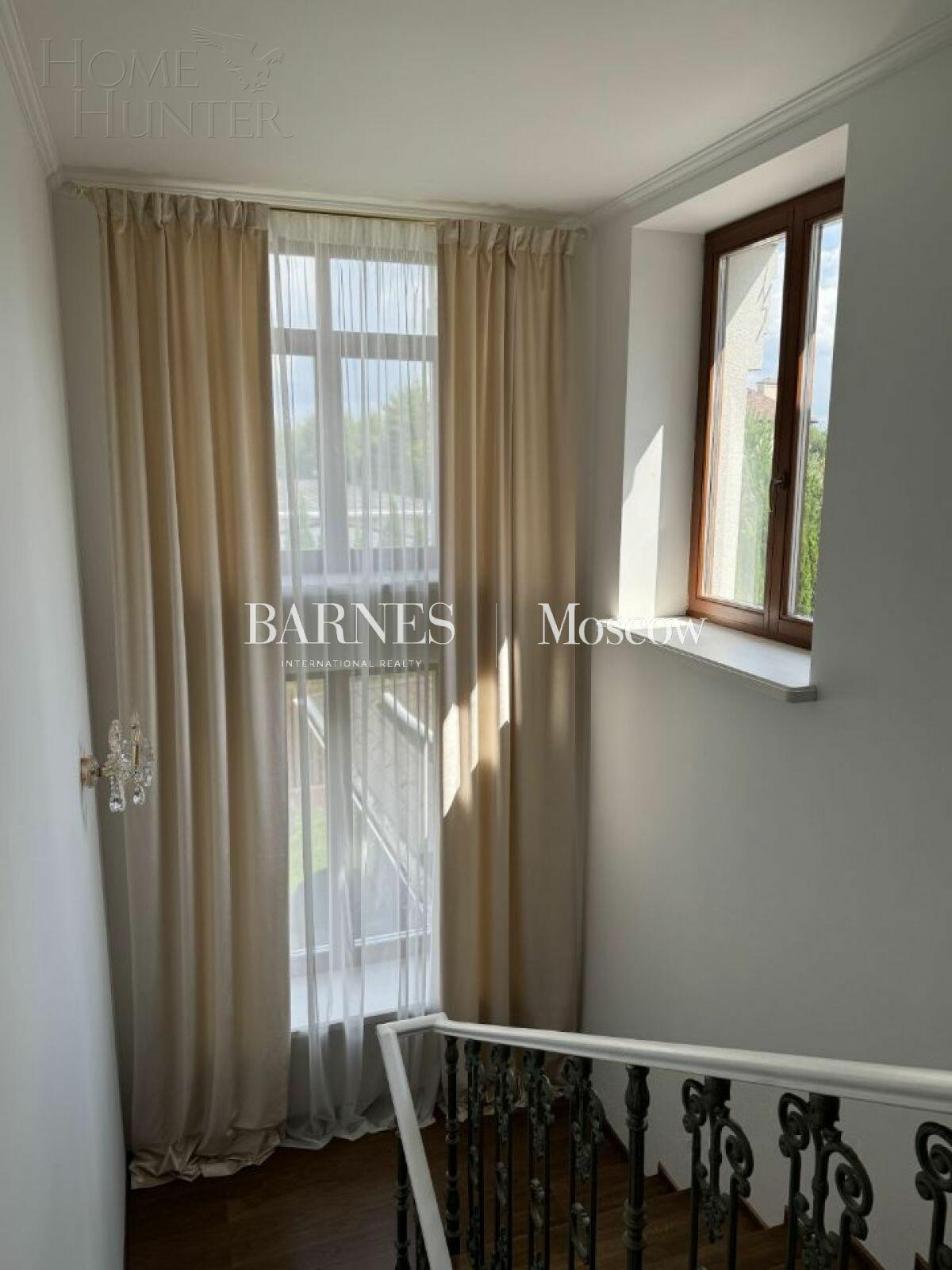 2-этажный коттедж 400 м² с отделкой