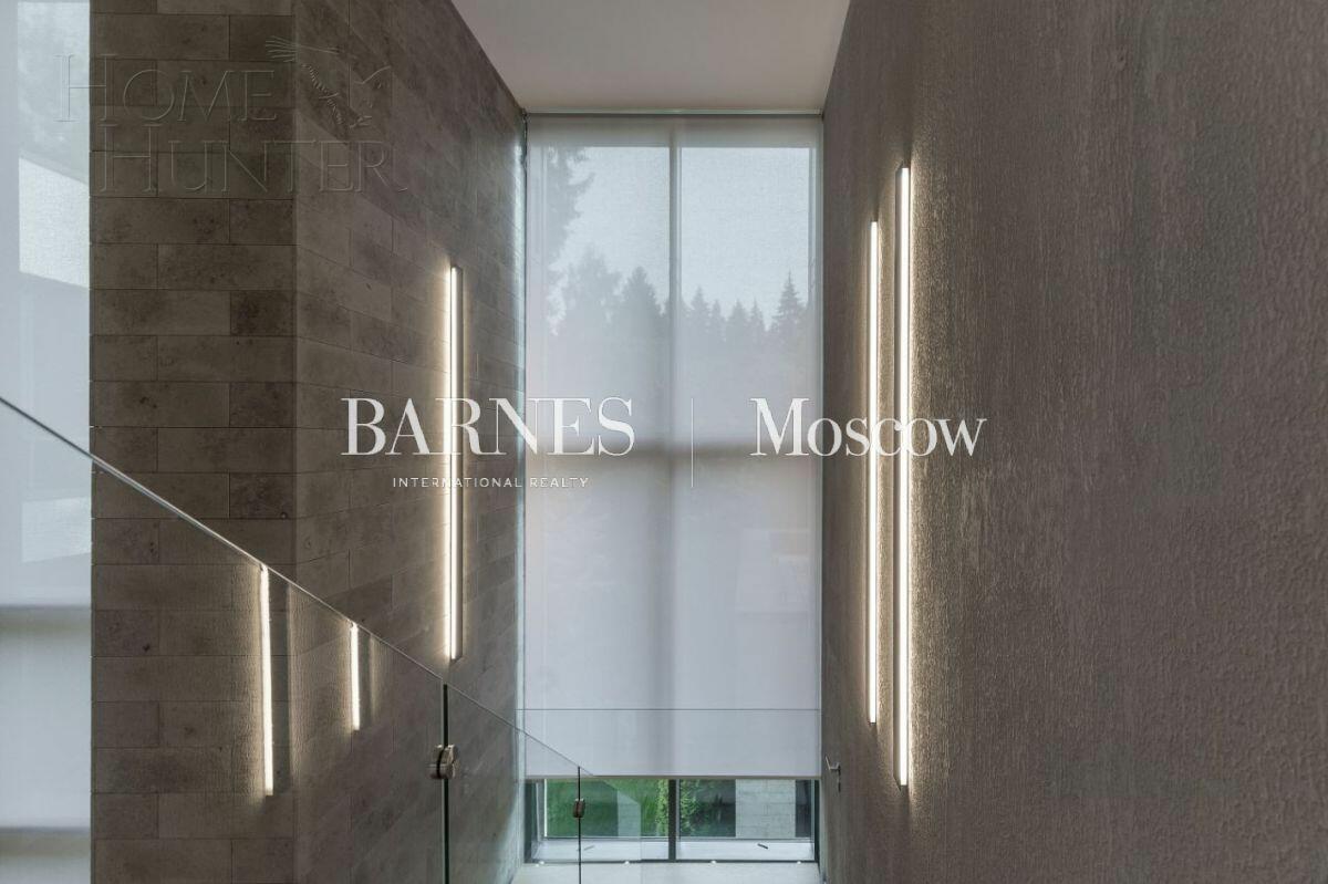 2-этажный коттедж 1 040 м² с отделкой