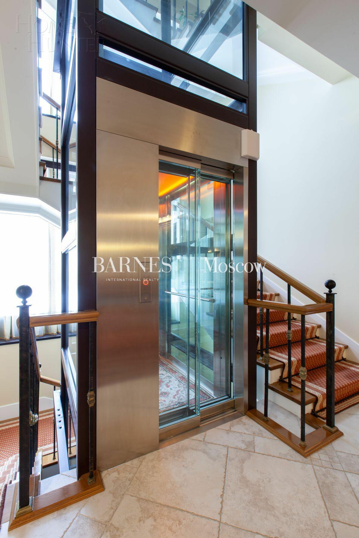 2-этажный коттедж 1 094 м² с отделкой