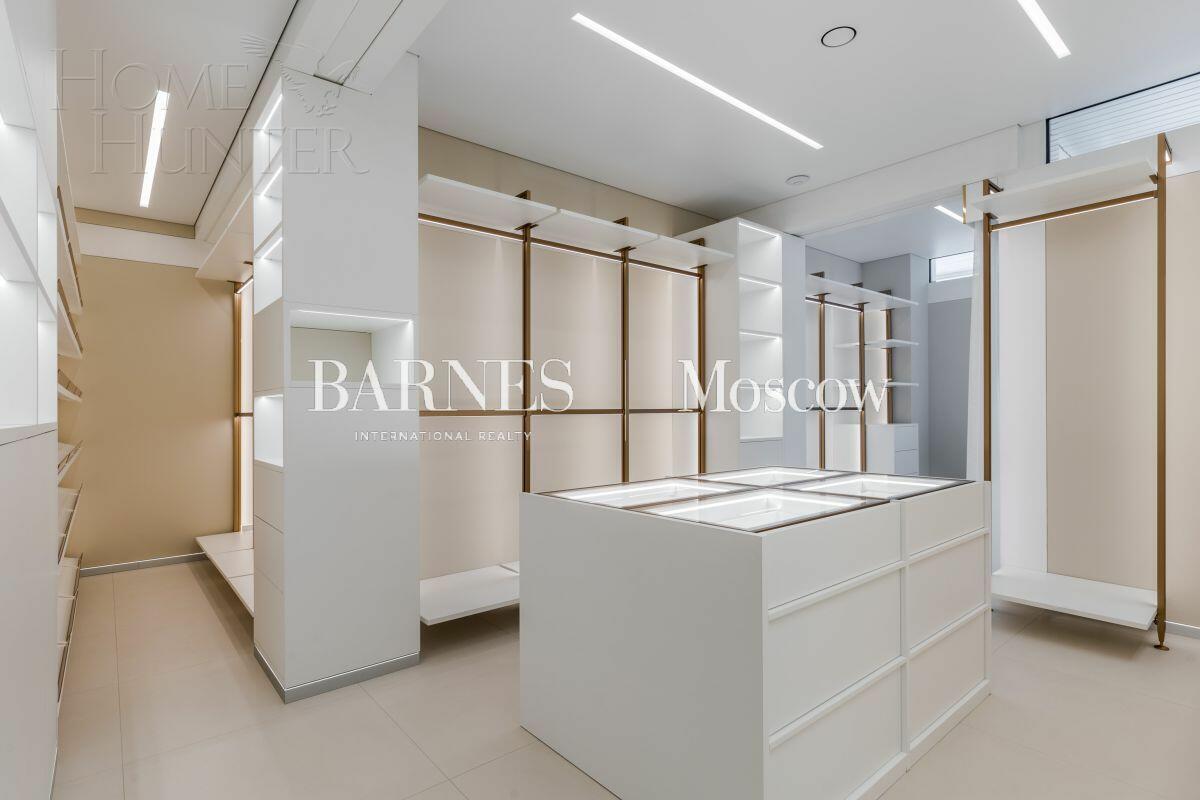 2-этажный коттедж 836 м² с отделкой