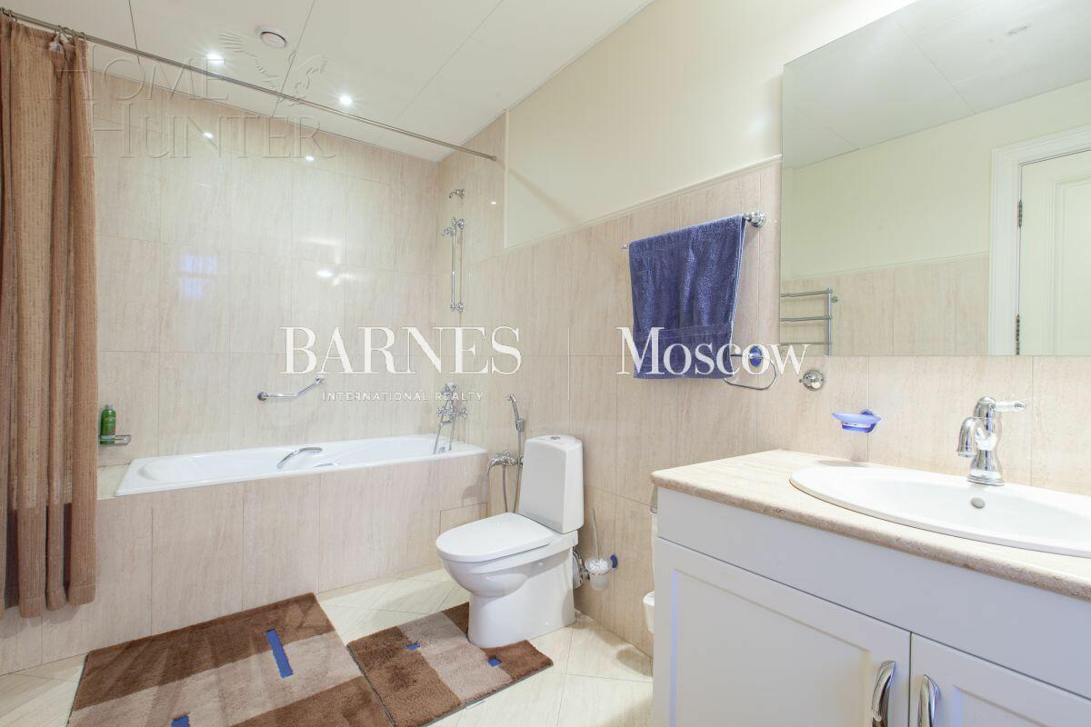 2-этажный коттедж 1 094 м² с отделкой