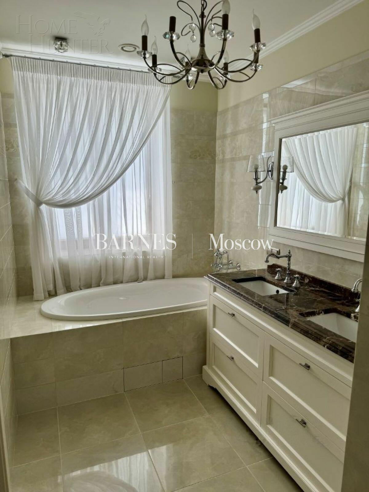 2-этажный коттедж 400 м² с отделкой