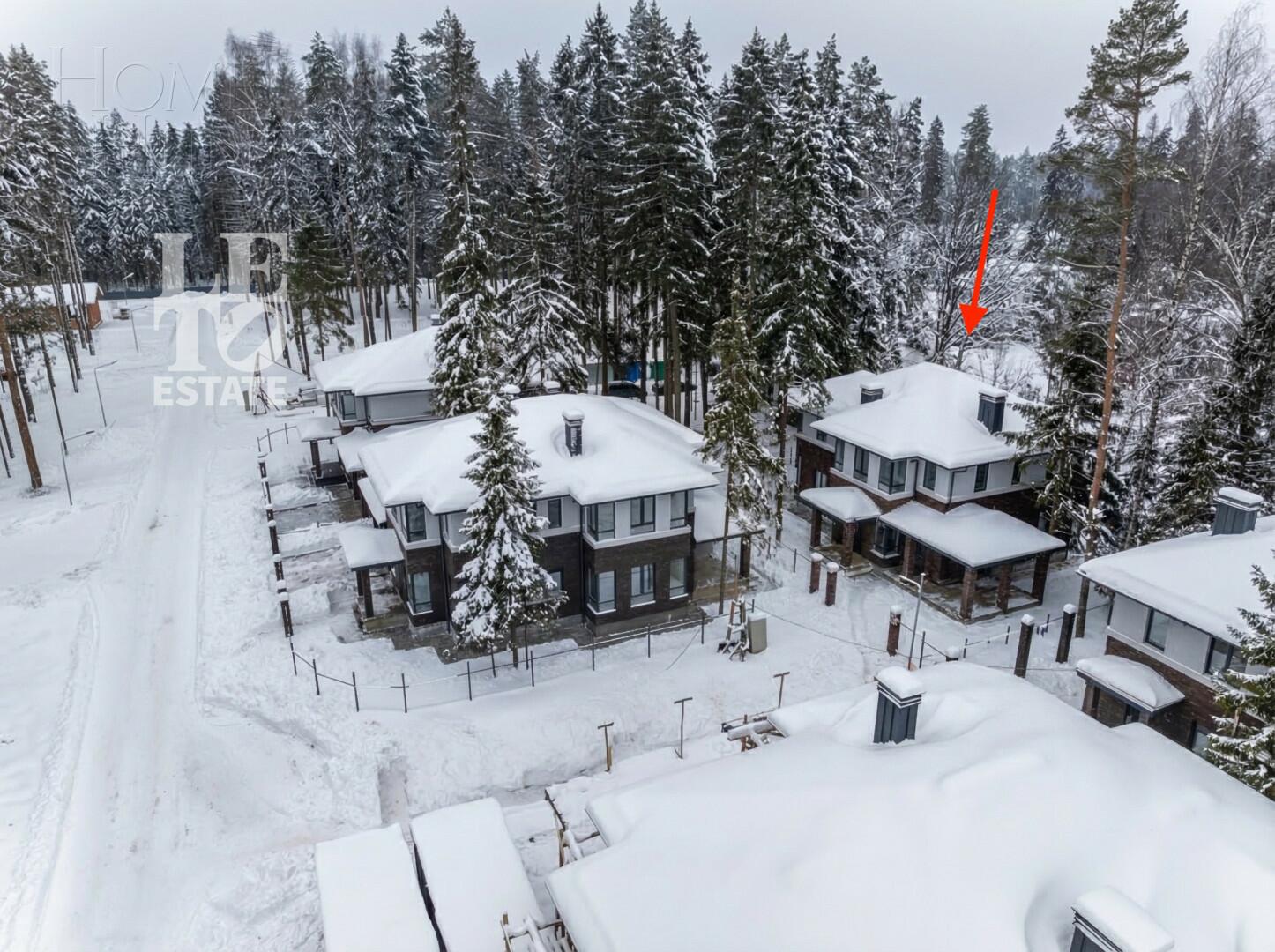 2-этажный коттедж 300 м² без отделки