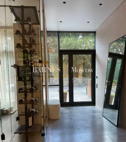 2-этажный таунхаус 250 м² с отделкой