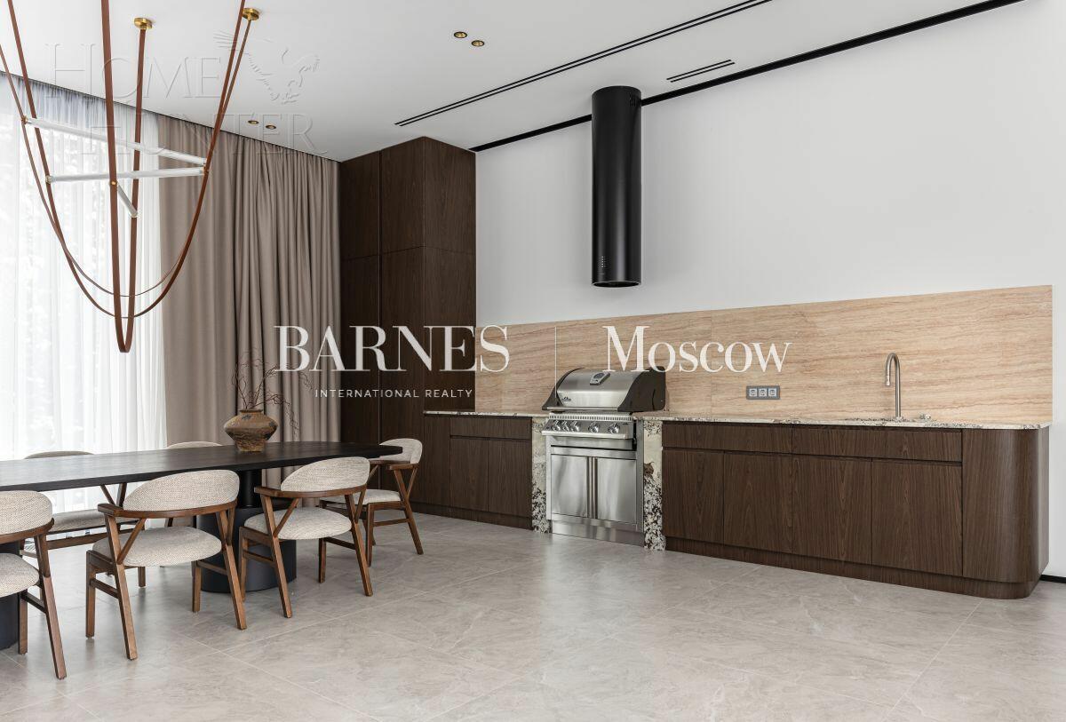 2-этажный коттедж 1 066 м² с отделкой