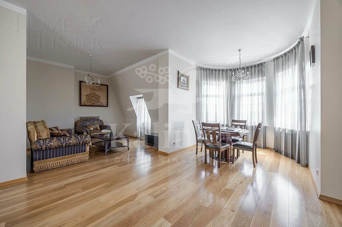 2-этажный таунхаус 350 м² с отделкой