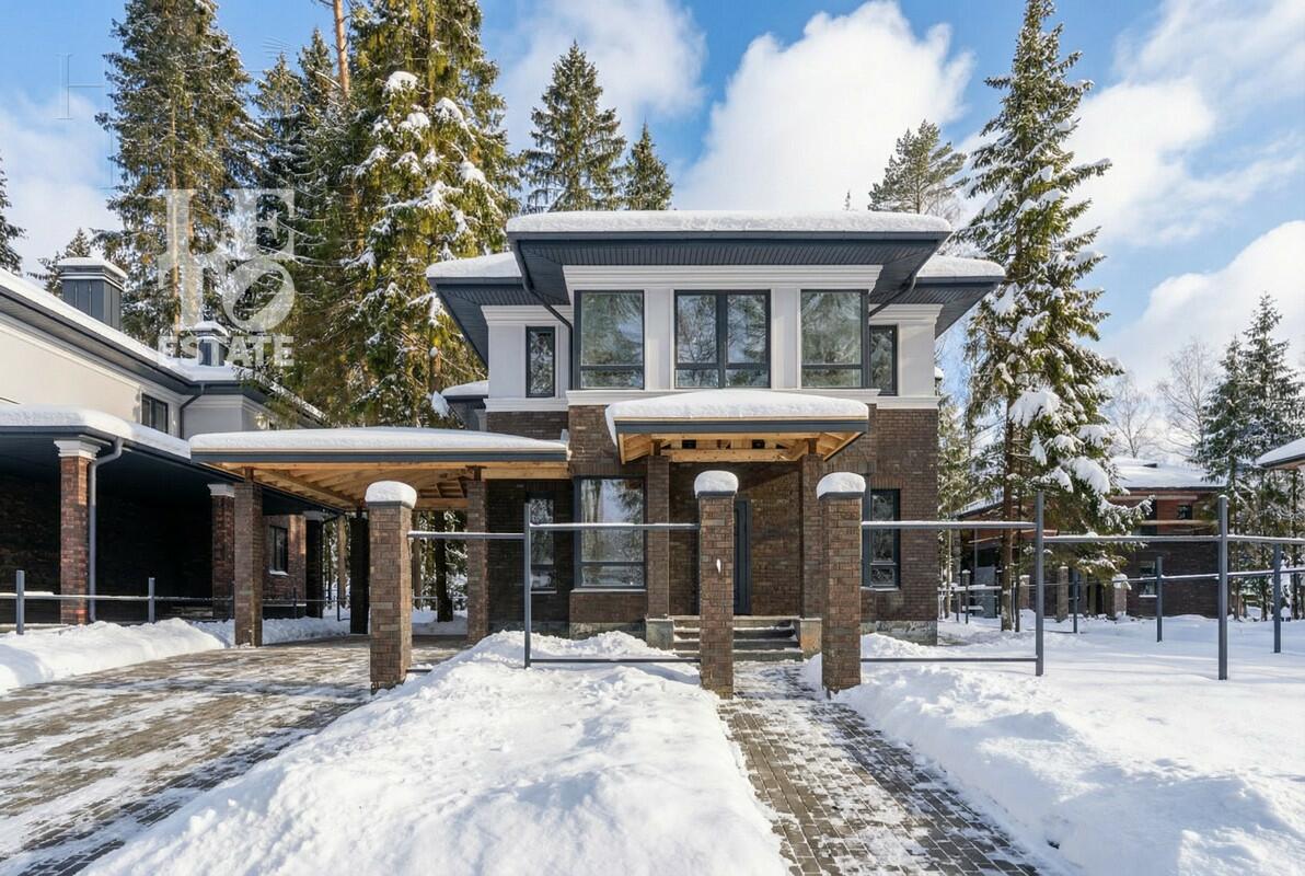 2-этажный коттедж 270 м² без отделки