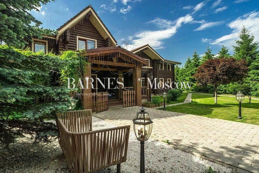 2-этажный коттедж 550 м² с отделкой