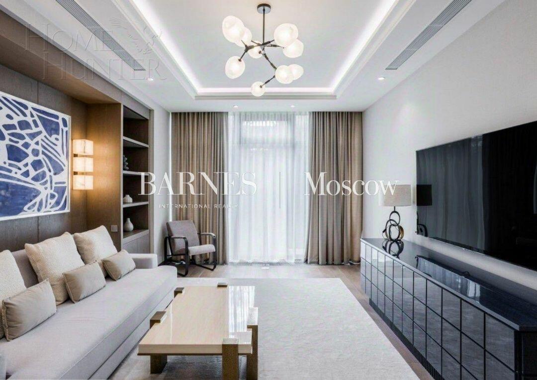 2-этажный коттедж 730 м² с отделкой