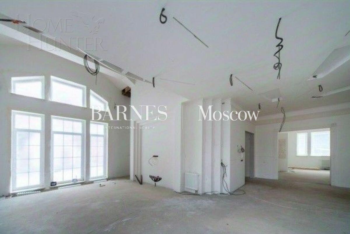 2-этажный коттедж 630 м² без отделки