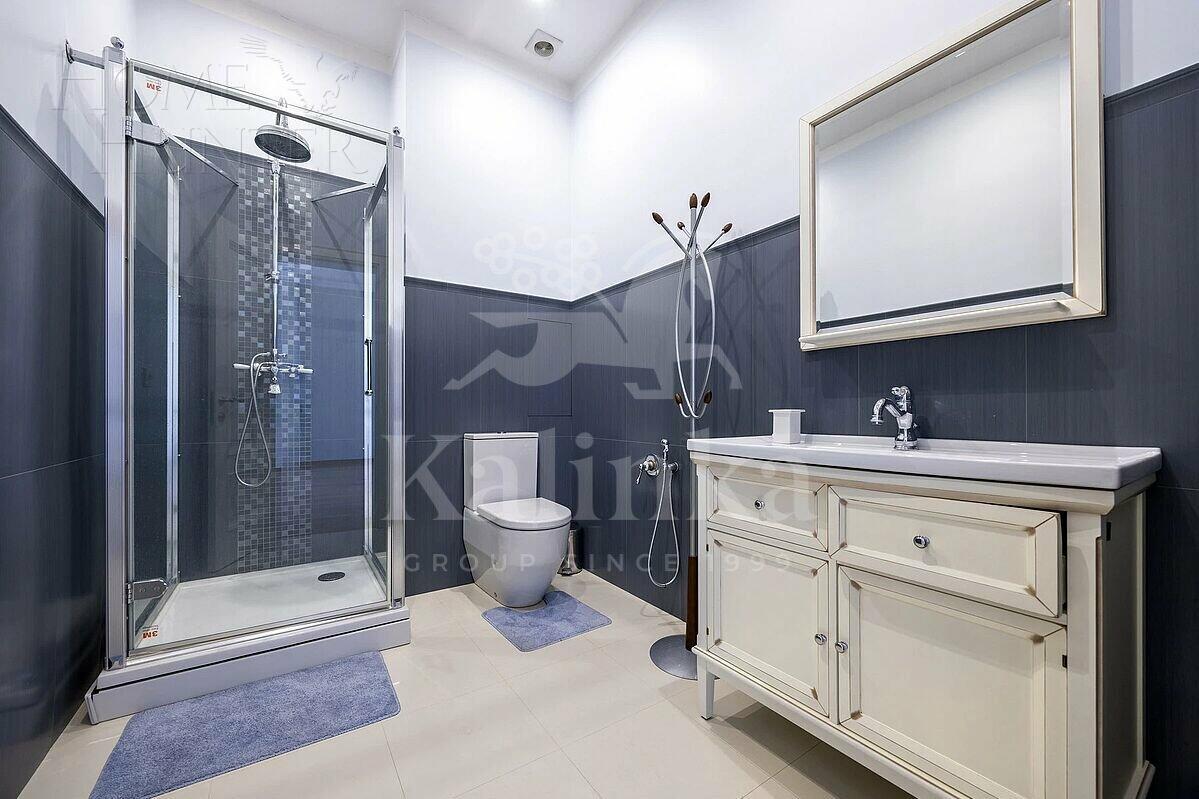 2-этажный таунхаус 350 м² с отделкой