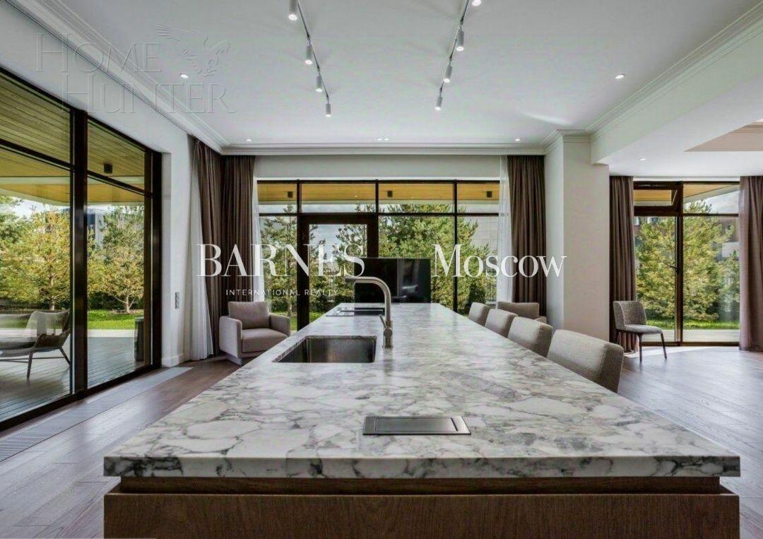 2-этажный коттедж 730 м² с отделкой