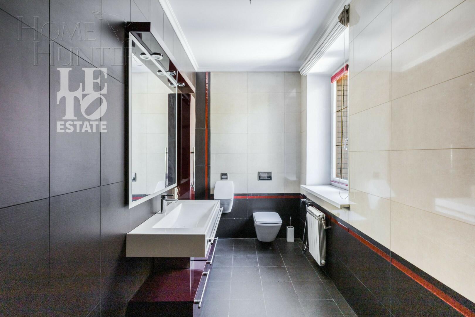 2-этажный коттедж 600 м² с отделкой