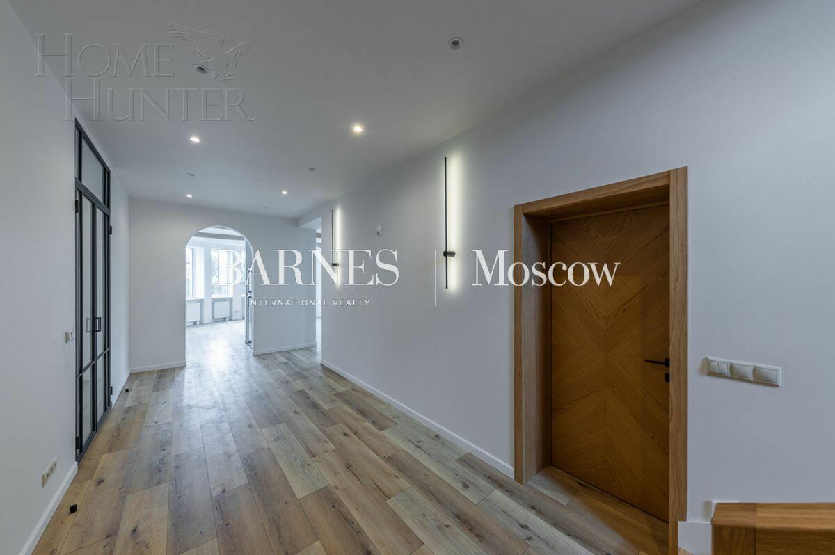 2-этажный коттедж 500 м² с отделкой