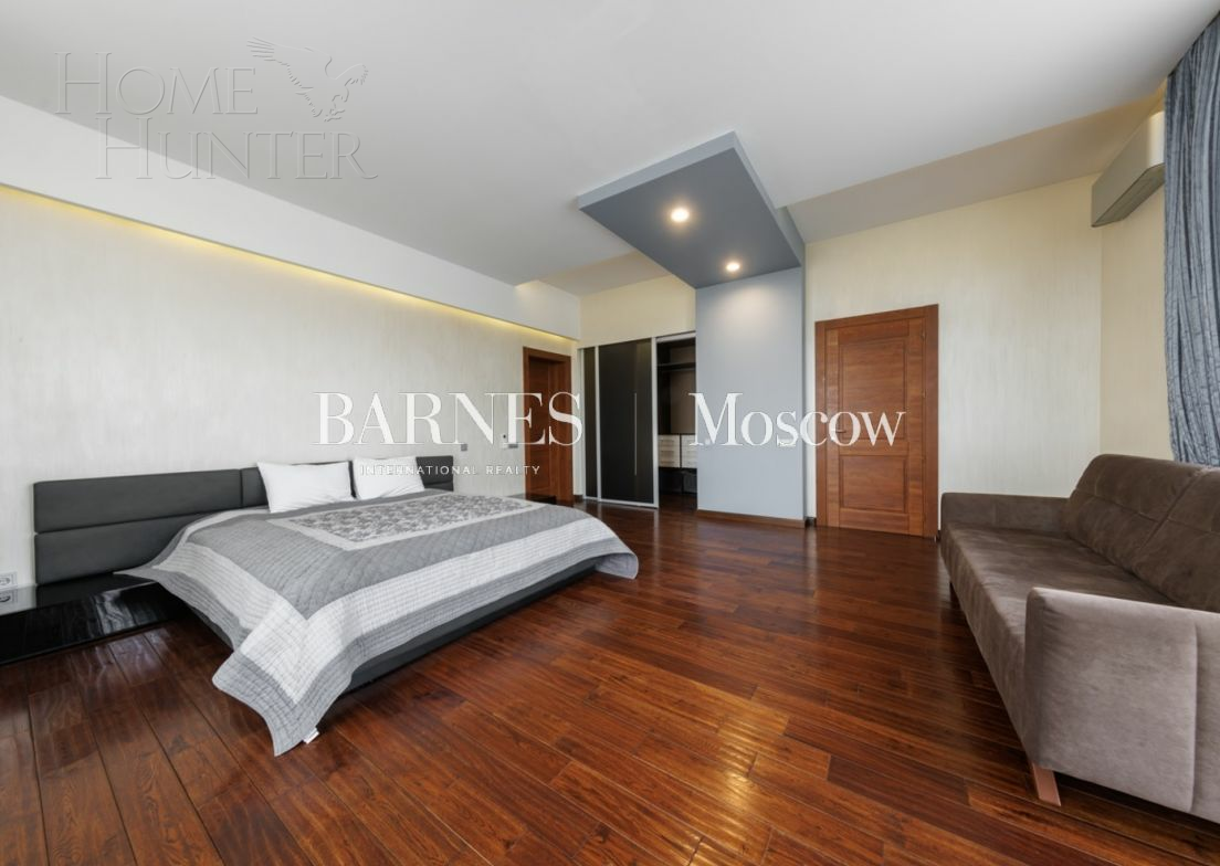 2-этажный коттедж 650 м² с отделкой