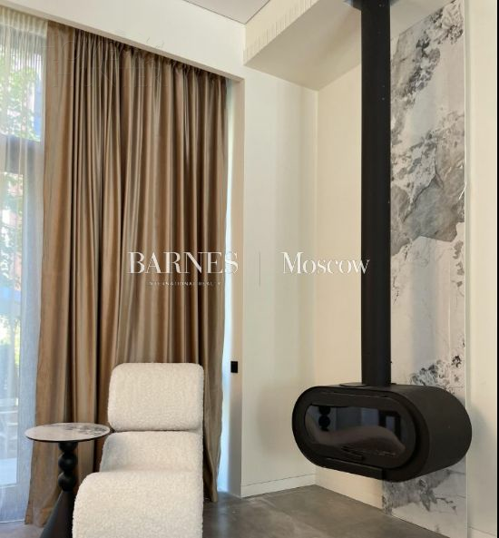 2-этажный таунхаус 250 м² с отделкой