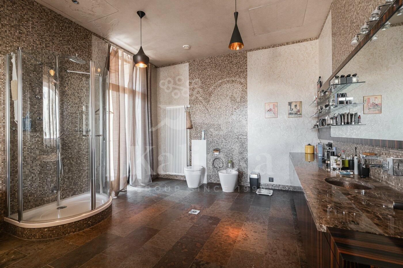 2-этажный коттедж 718 м² с отделкой