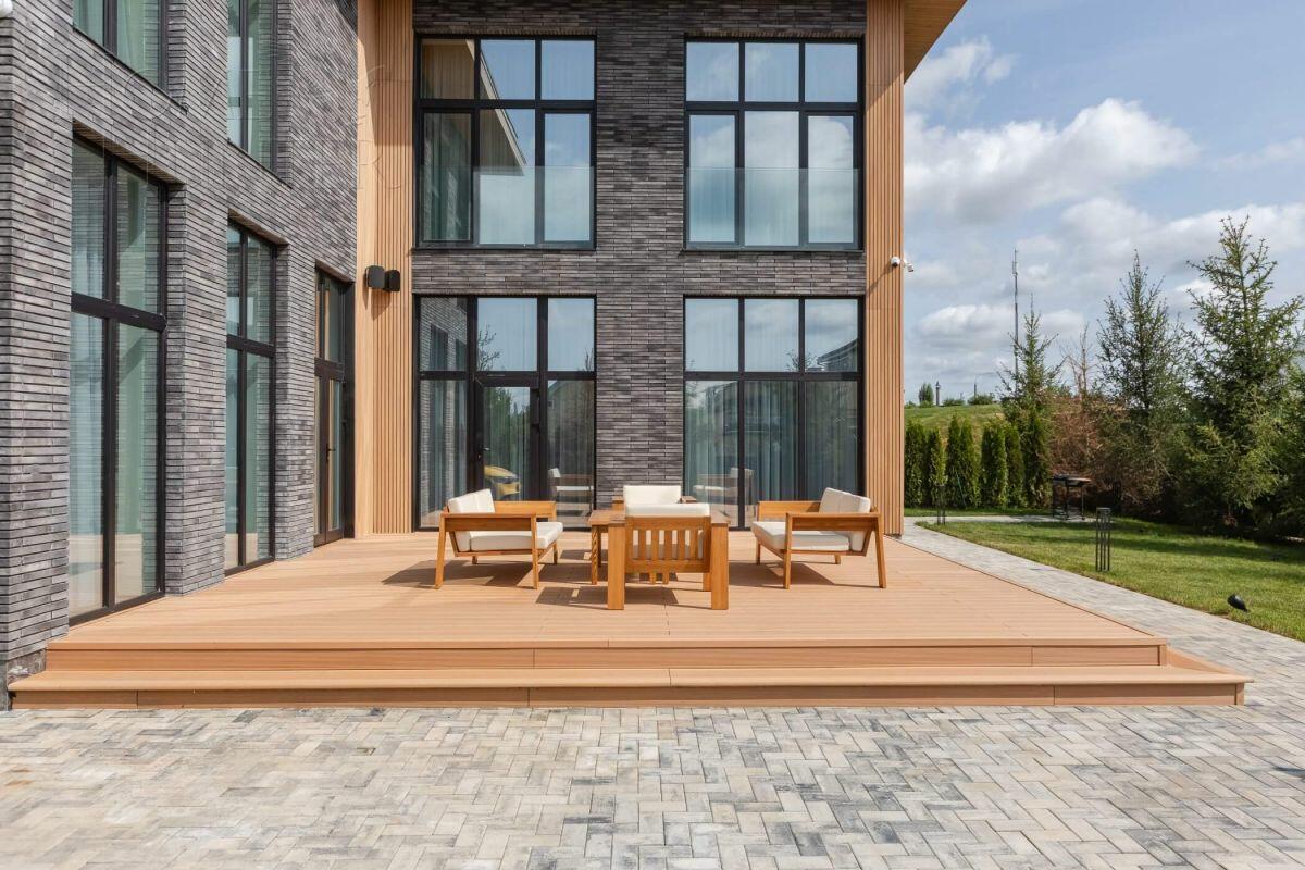 2-этажный коттедж 250 м² с отделкой