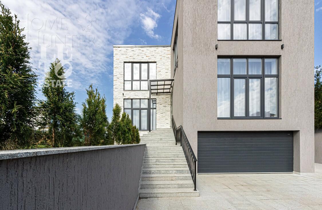 2-этажный коттедж 417.3 м² с отделкой