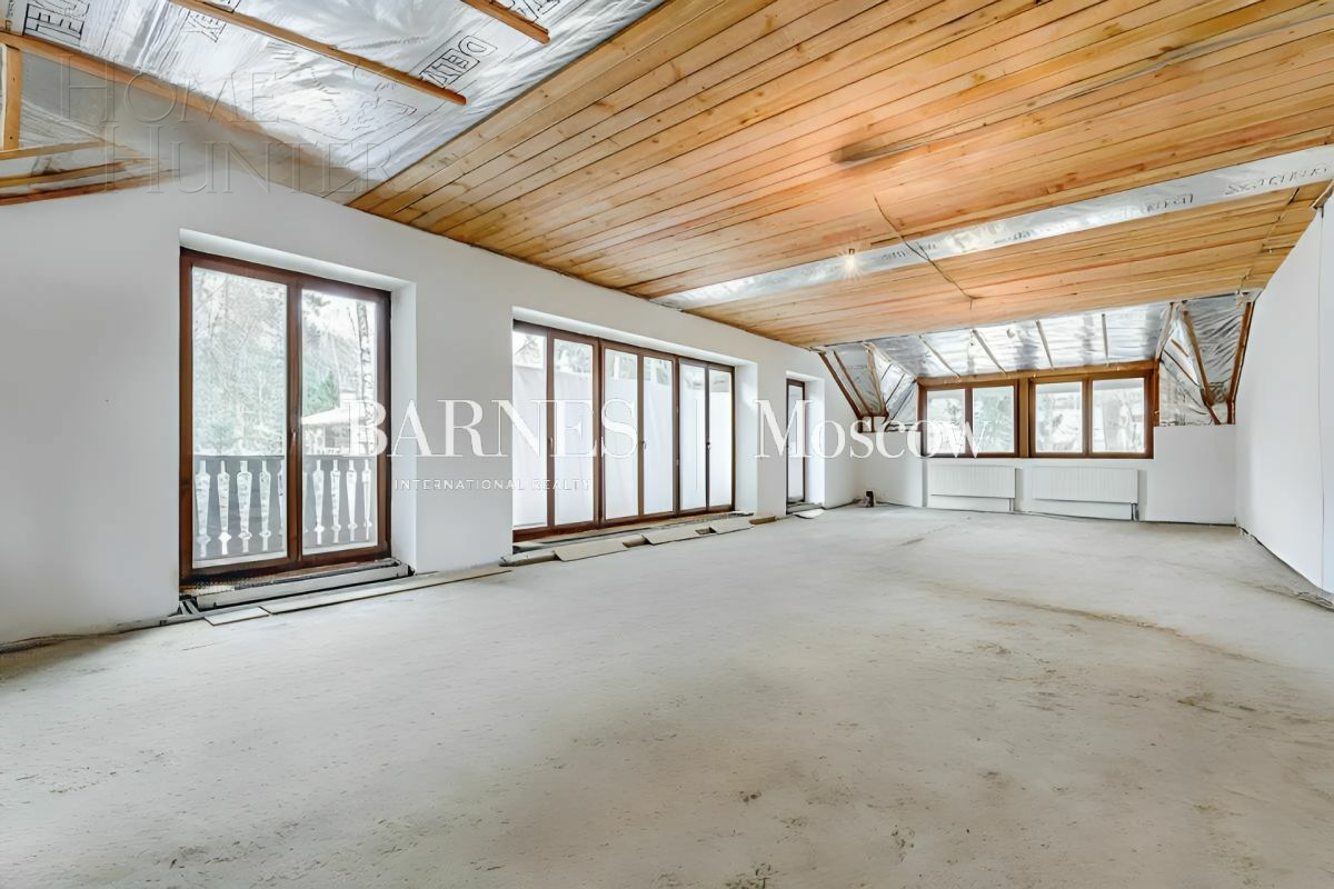 2-этажный коттедж 640 м² без отделки