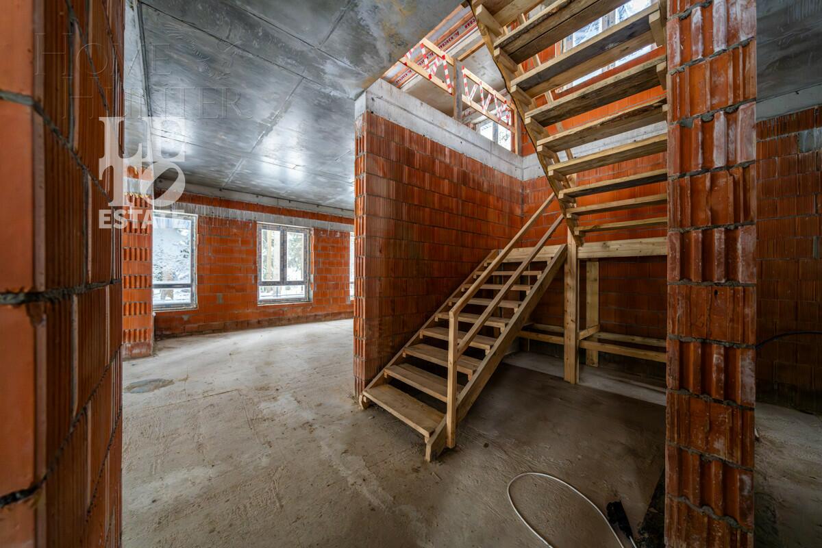 2-этажный коттедж 270 м² без отделки