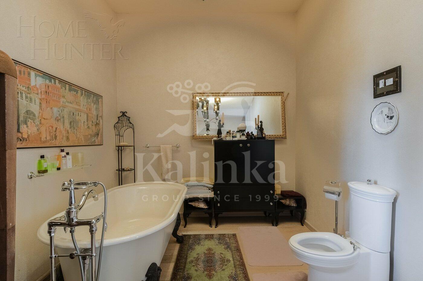 2-этажный коттедж 718 м² с отделкой