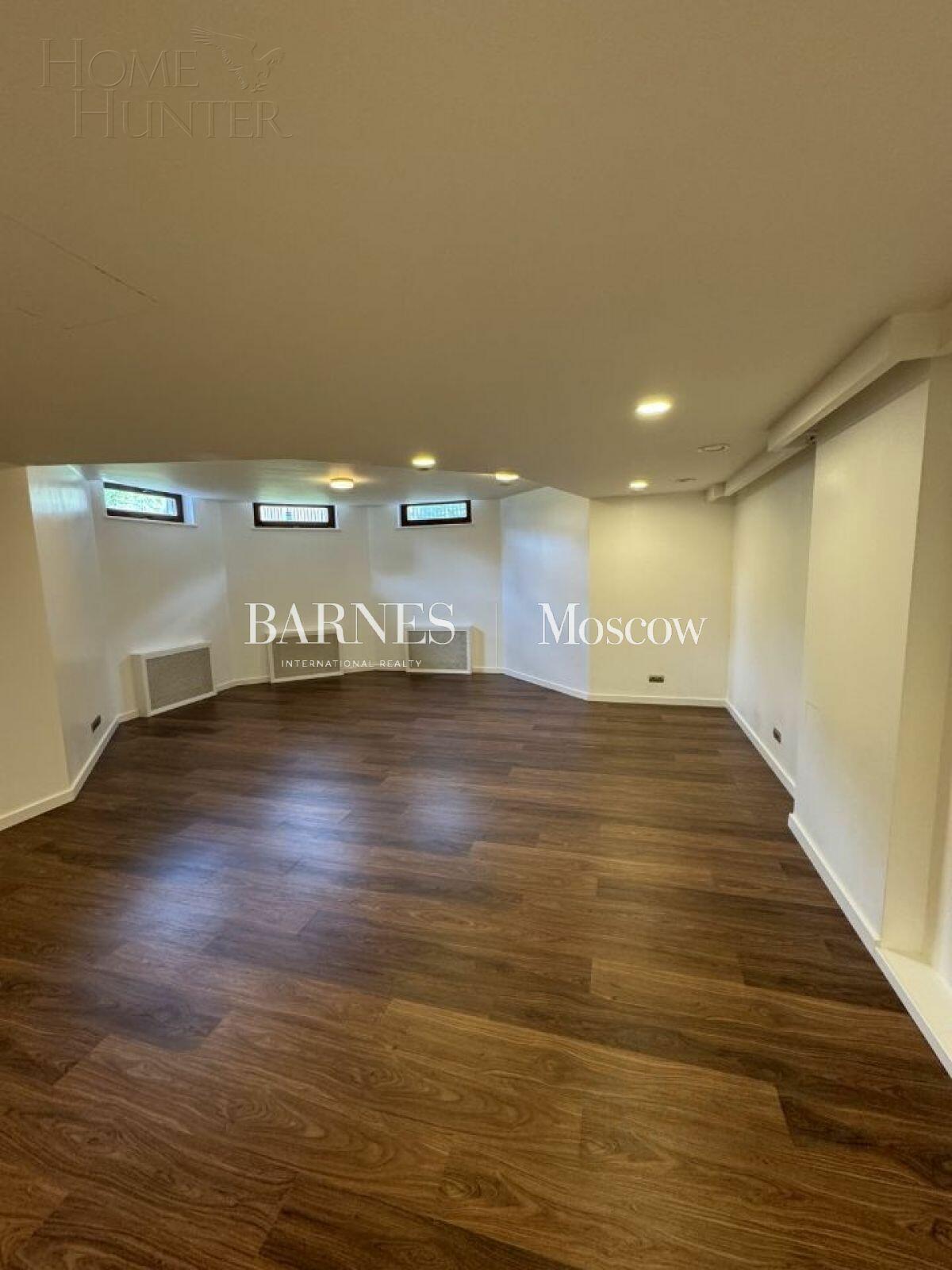 2-этажный коттедж 400 м² с отделкой