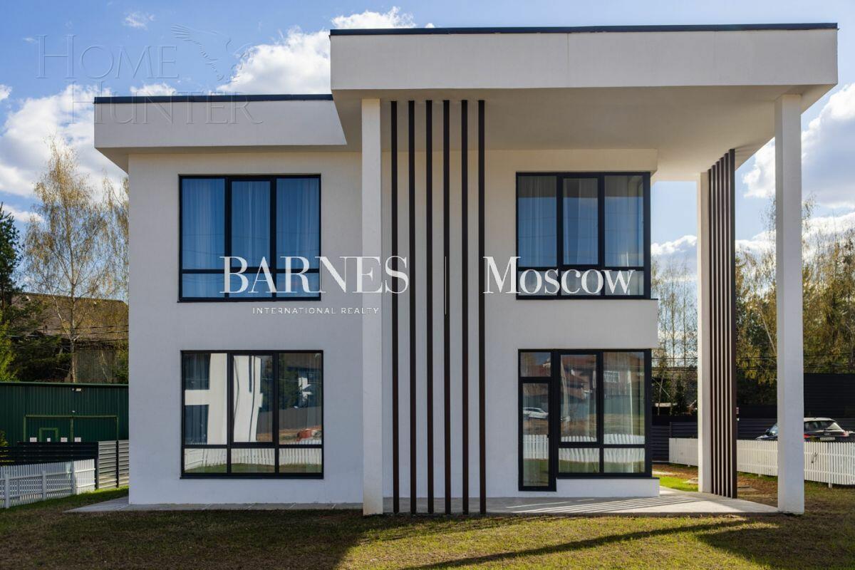 2-этажный коттедж 261 м² без отделки