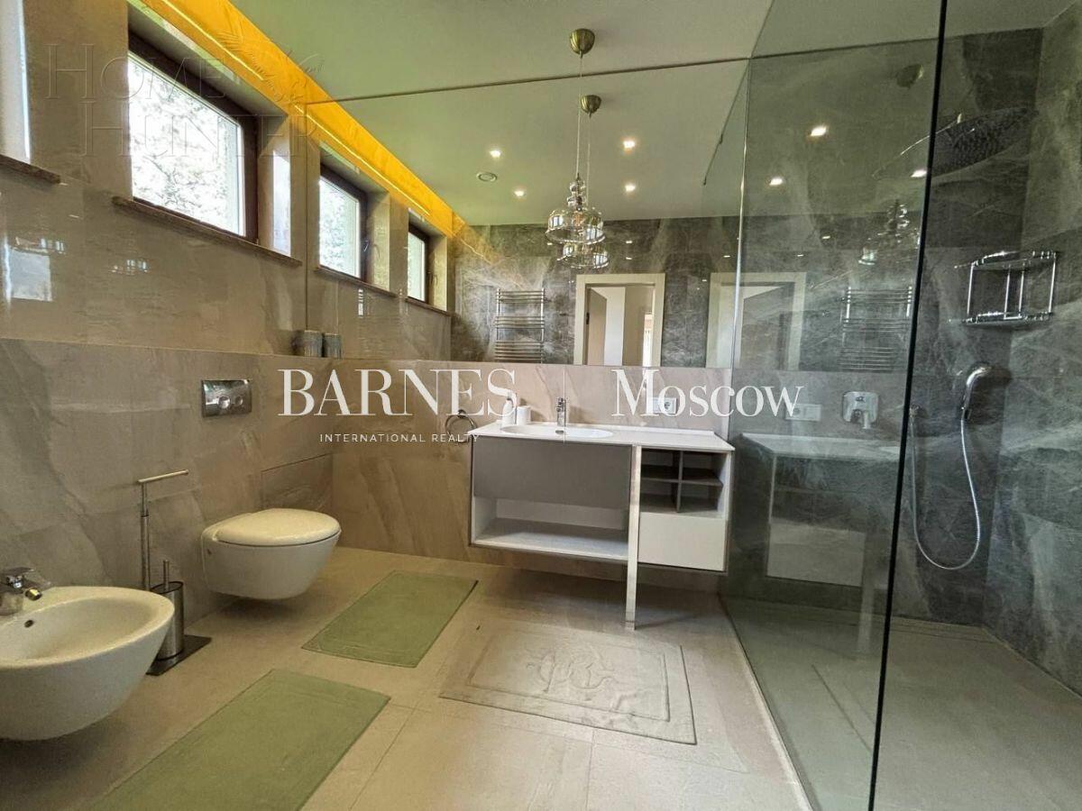 2-этажный коттедж 700 м² с отделкой