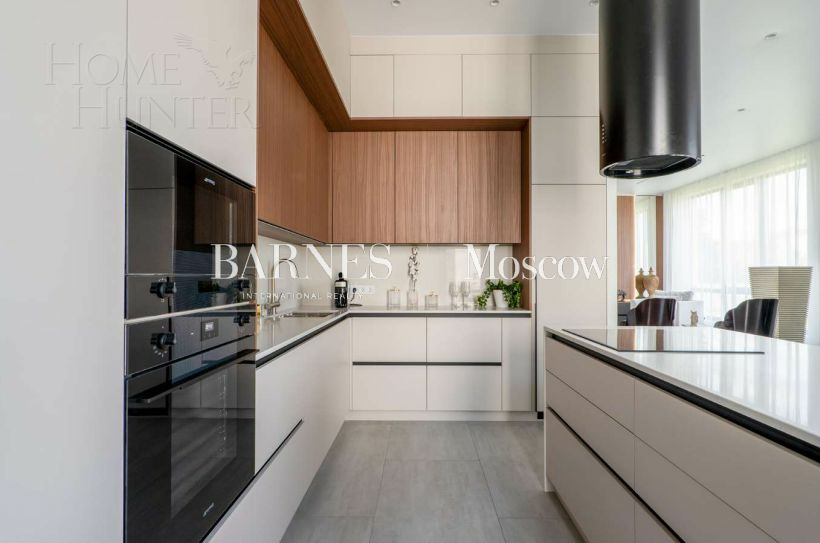 2-этажный коттедж 261 м² с отделкой