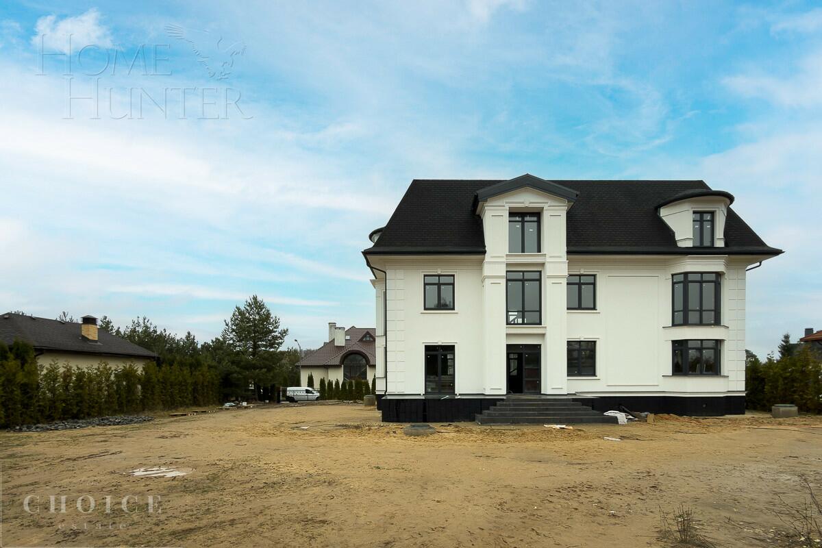 2-этажный коттедж 520 м² без отделки