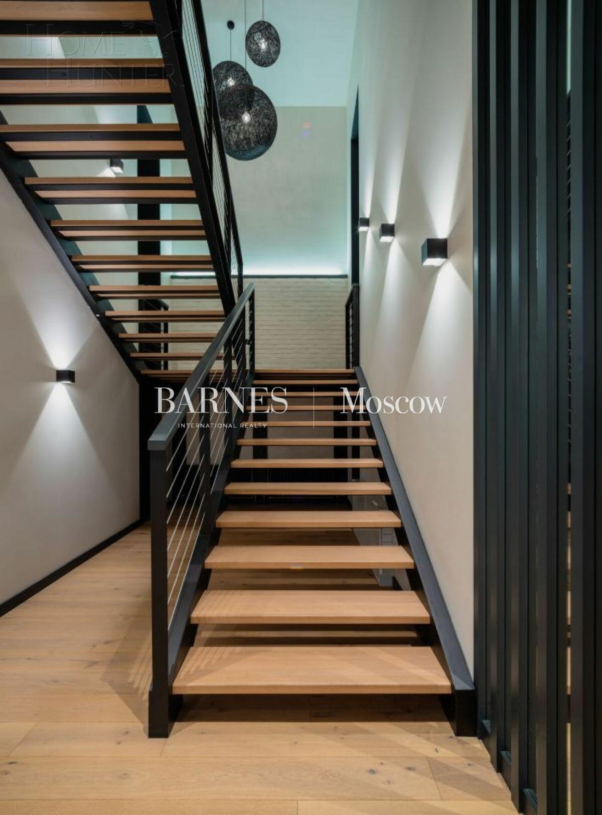 2-этажный коттедж 647 м² с отделкой