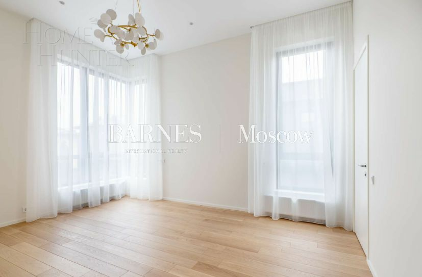 2-этажный коттедж 261 м² с отделкой