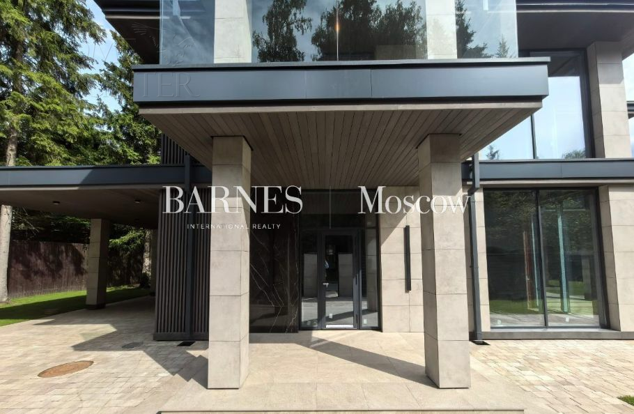 2-этажный коттедж 280 м² без отделки