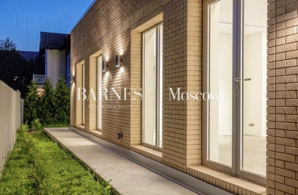 1-этажный коттедж 250 м² с отделкой