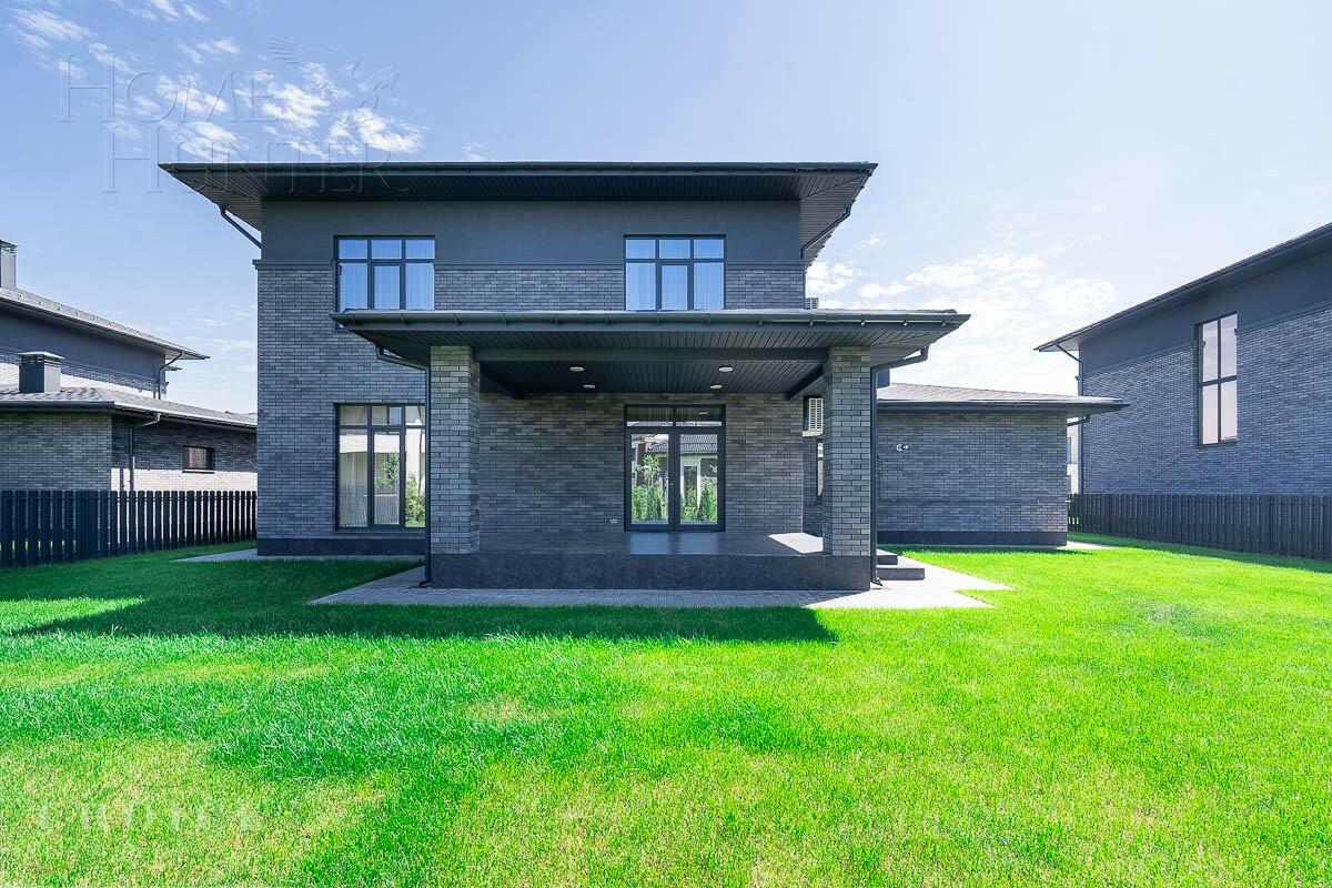 2-этажный коттедж 324 м² с отделкой