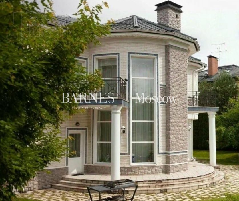 2-этажный коттедж 497 м² с отделкой