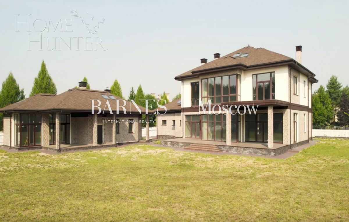 2-этажный коттедж 1 840 м² без отделки