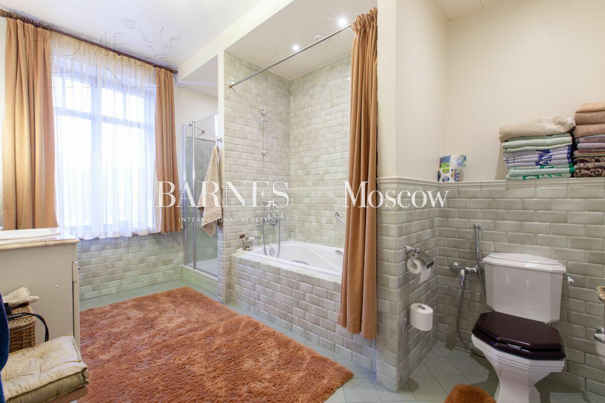 2-этажный коттедж 1 094 м² с отделкой