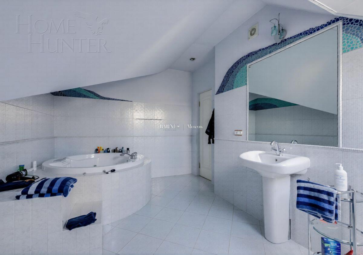 2-этажный коттедж 680 м² с отделкой