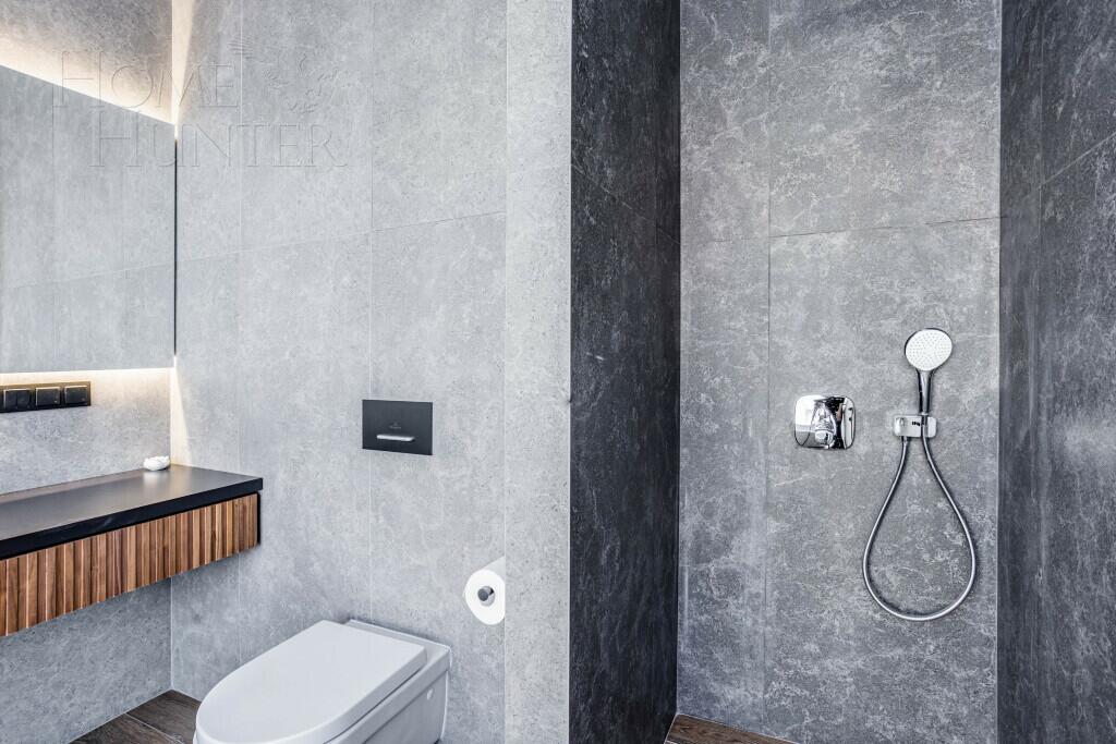 3-этажный таунхаус 238 м² с отделкой