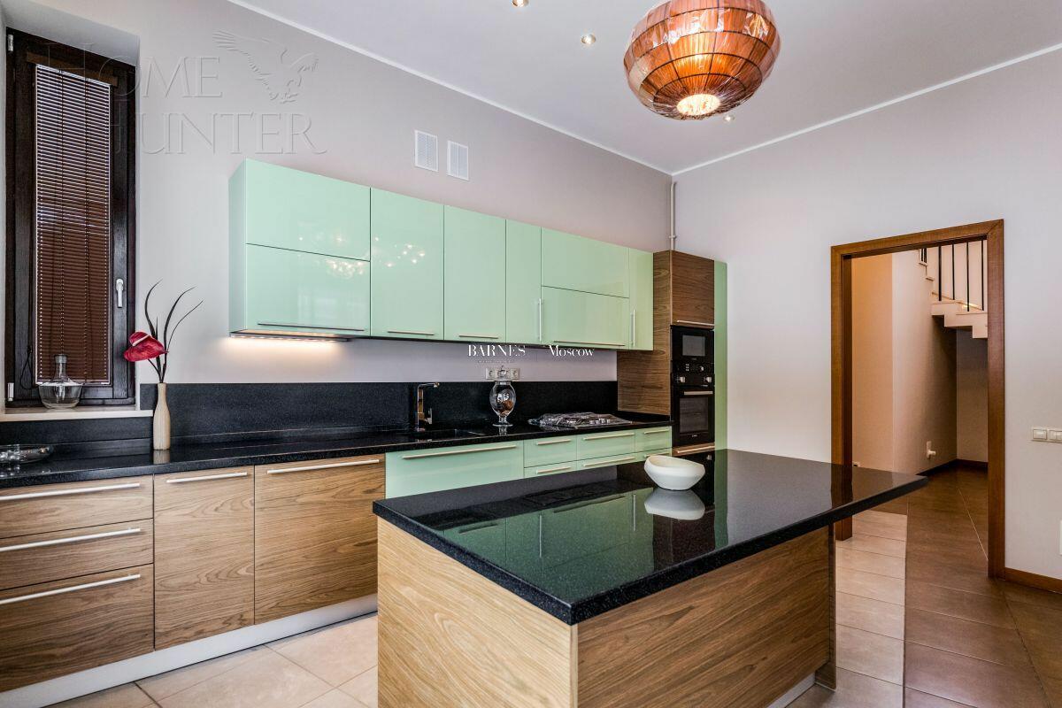 2-этажный коттедж 344.21 м² с отделкой