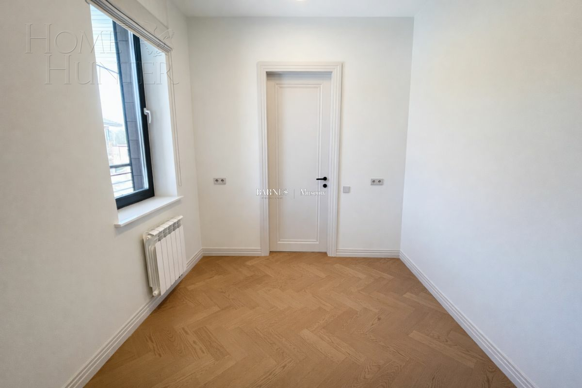 2-этажный коттедж 323 м² без отделки