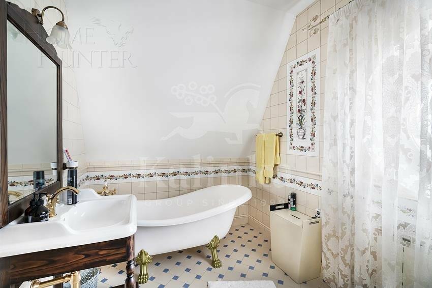 3-этажный коттедж 1 200 м² с отделкой