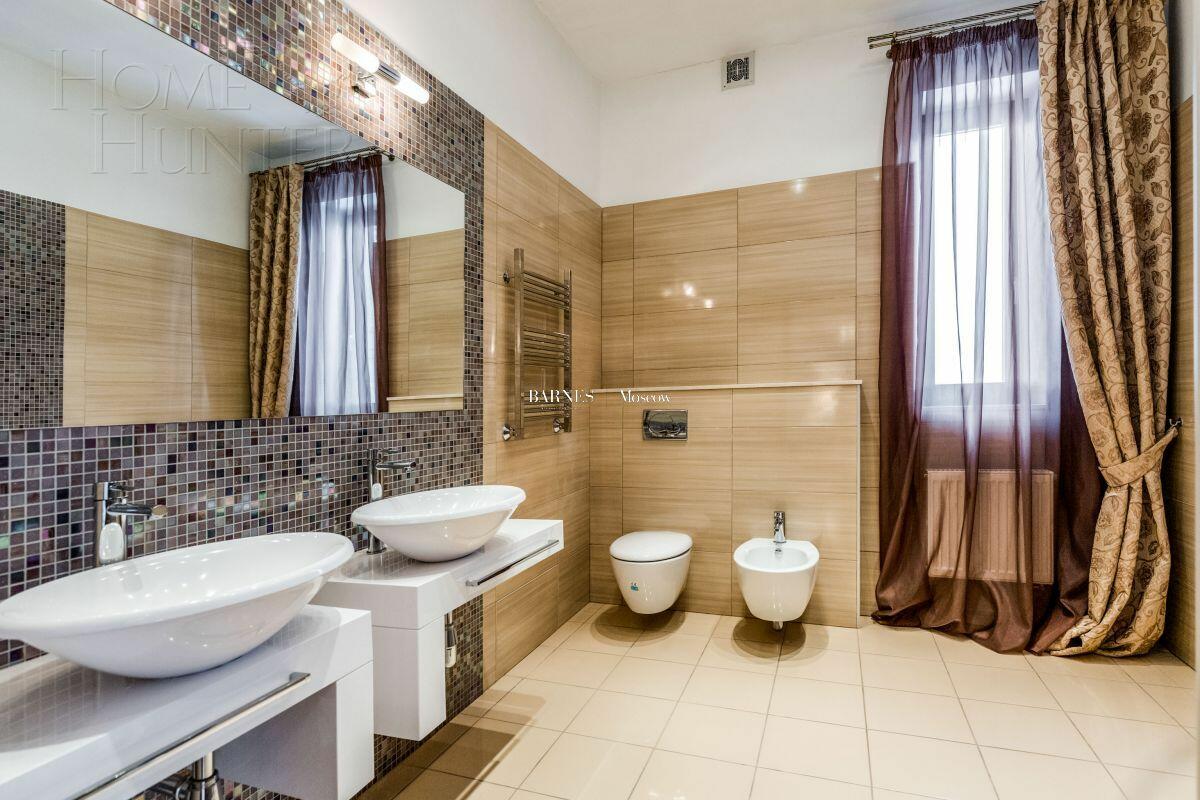 2-этажный коттедж 344.21 м² с отделкой