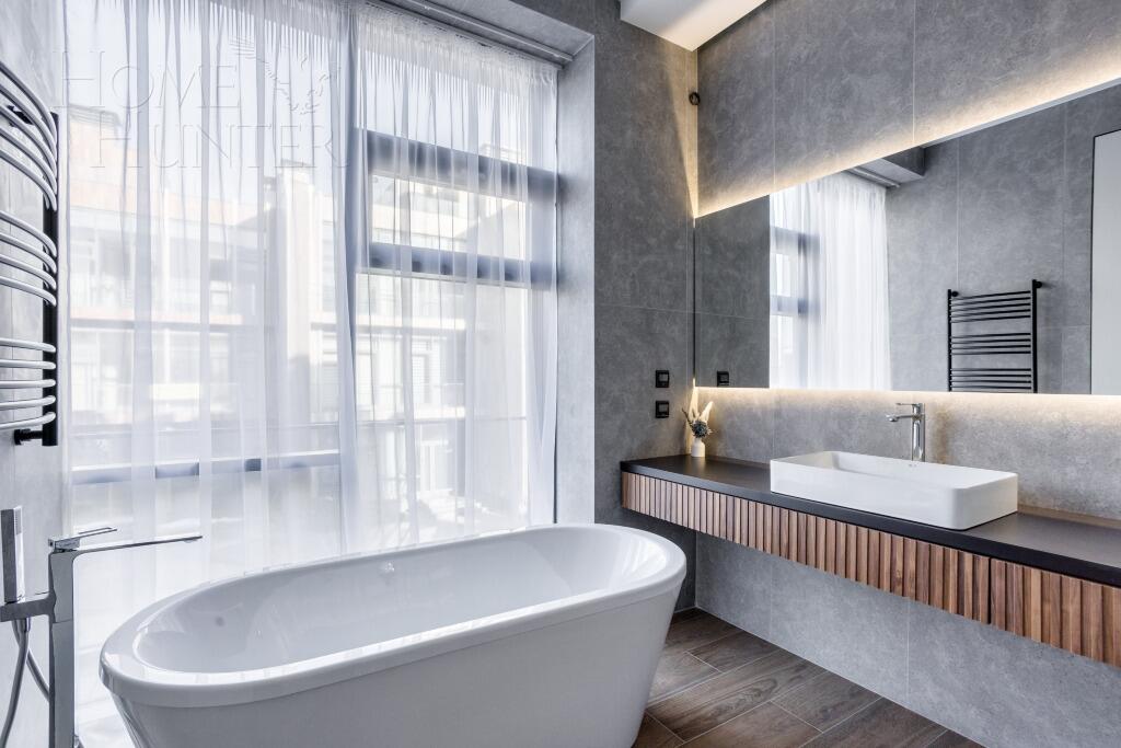 3-этажный таунхаус 238 м² с отделкой