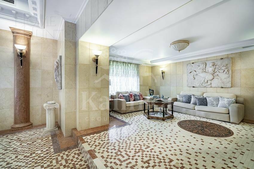 3-этажный коттедж 1 200 м² с отделкой