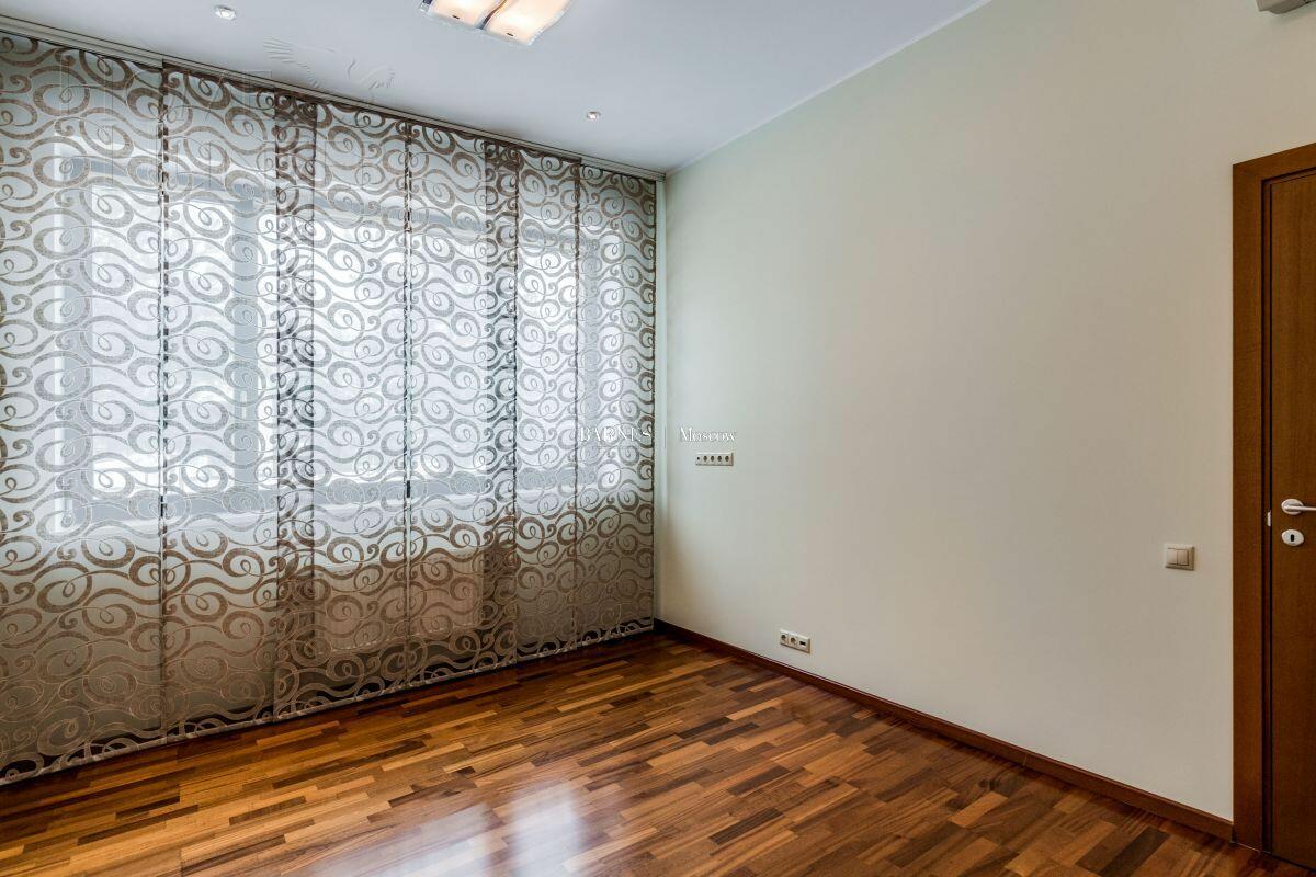 2-этажный коттедж 344.21 м² с отделкой