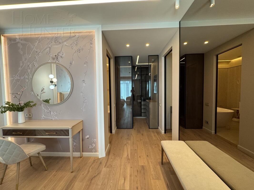 4-КОМН. КВАРТИРА С ОТДЕЛКОЙ 143.4 М² НА 10 ЭТАЖЕ