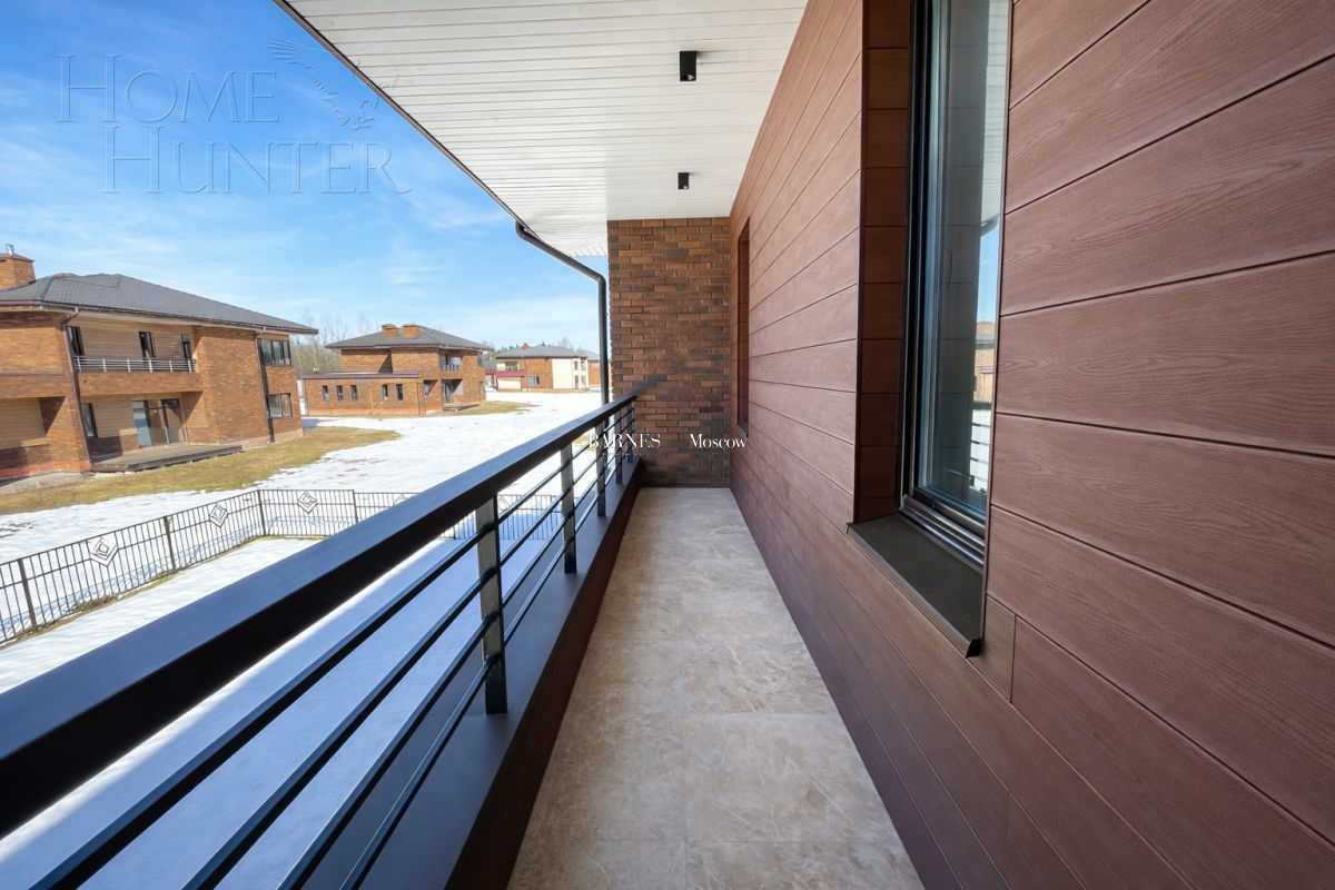 2-этажный коттедж 323 м² без отделки